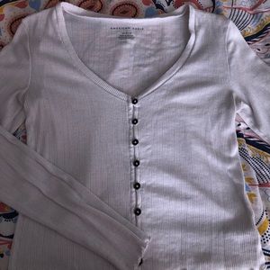 long sleeved American Eagle shirt
